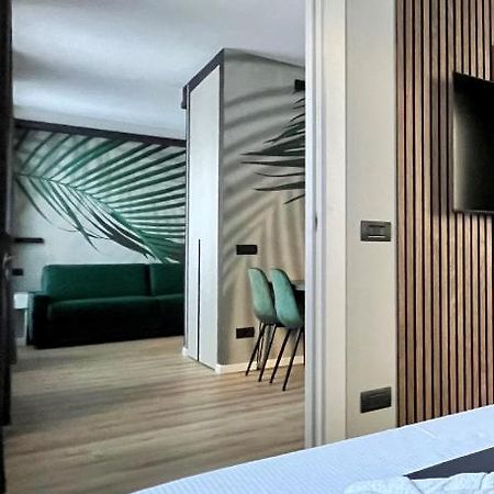 Prestige Duomo Apartment - Lake Como Ngoại thất bức ảnh
