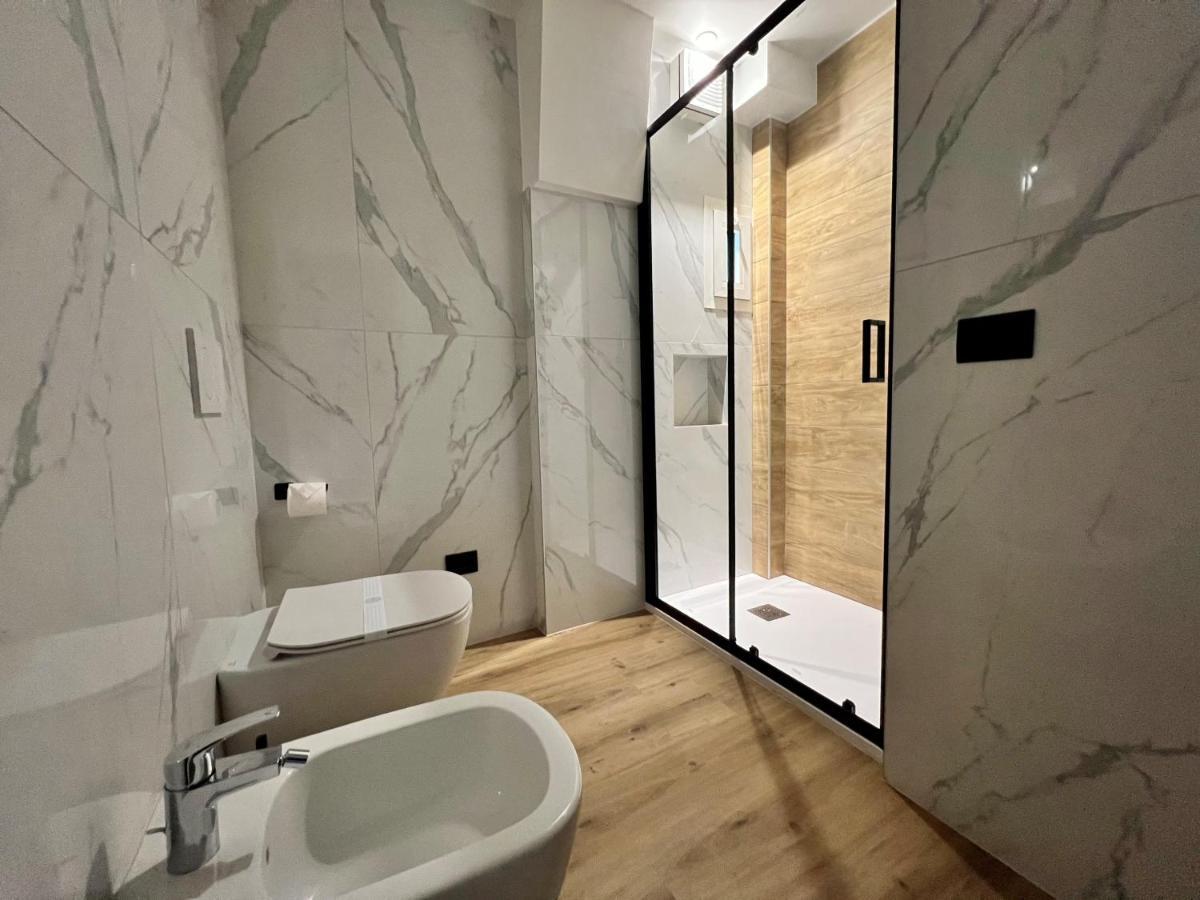 Prestige Duomo Apartment - Lake Como Ngoại thất bức ảnh