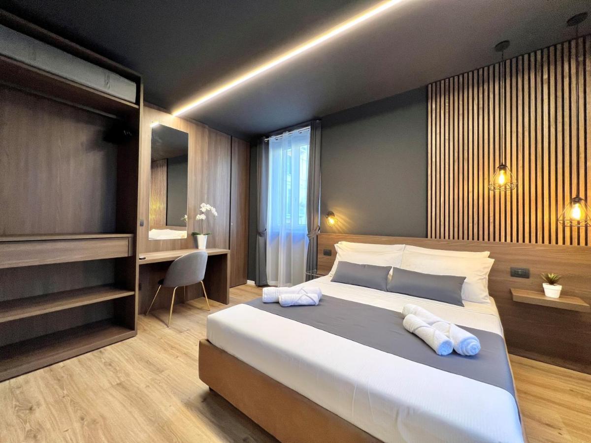Prestige Duomo Apartment - Lake Como Ngoại thất bức ảnh